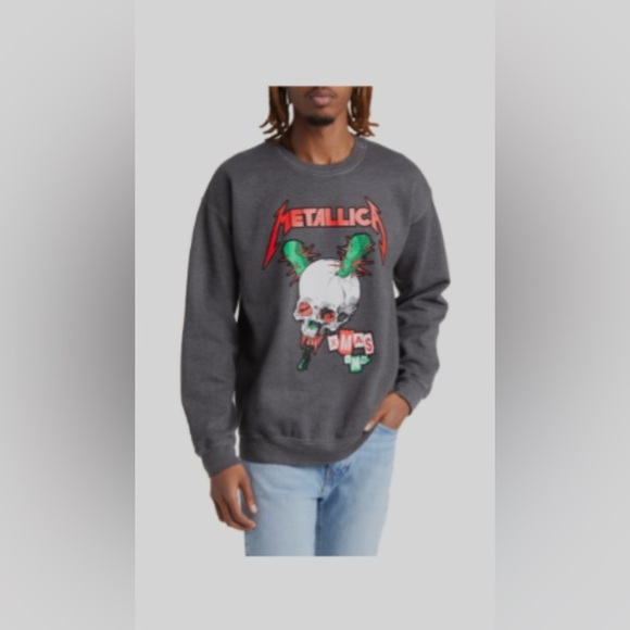 🆕Men’s Brand: Crewneck metallica Merch Traffic Metallica Christmas Cotton.NWT - Picture 1 of 8